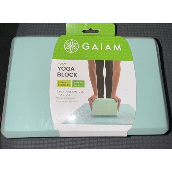 Gaiam Foam Yoga Block Non-Slip 9" x 6" x 4" Green New Sealed Workout - Picture 1 of 3